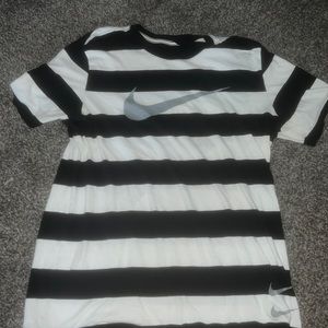 Black and white striped Nike t shirt
